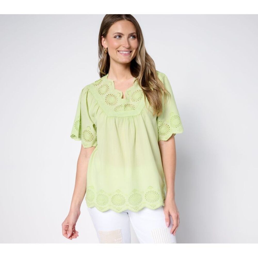 Liberare Women's Top Sz XS 100% Cotton V-Neck Eyelet Green A692521